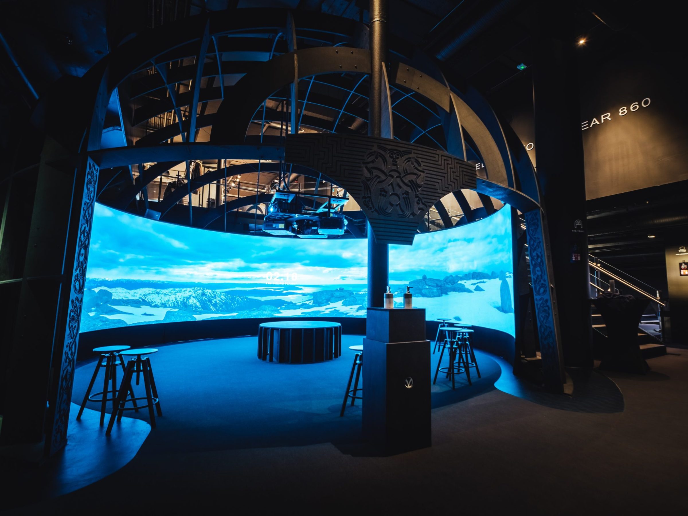 270 degrees cinema Viking movies